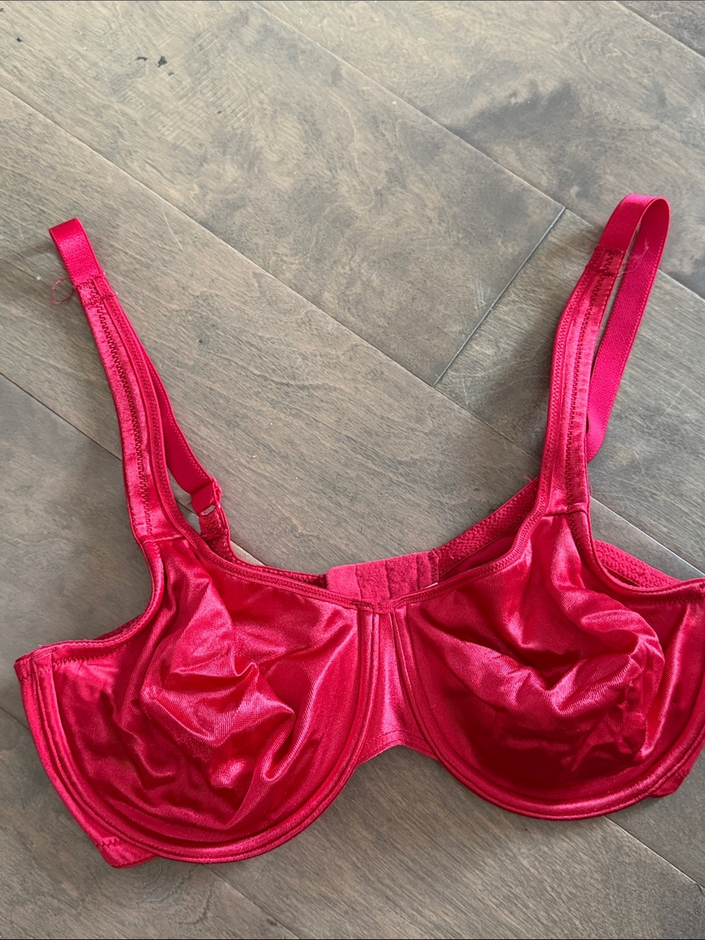 delicates Satin Underwire Bra in Bright Pink